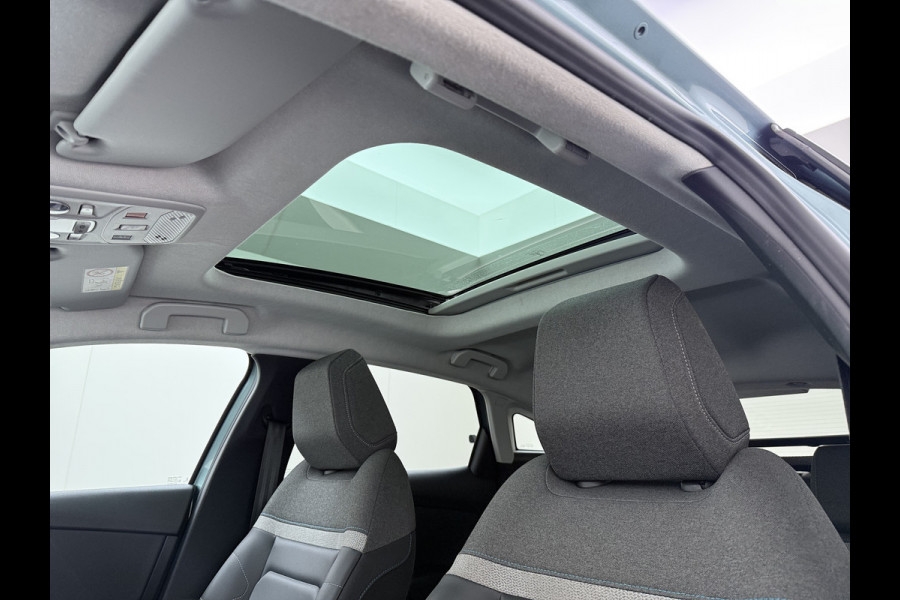 Citroën Ë-C4 50kWh SOH 100% Panorama-Schuifdak Stoel+Stuurverwarming Head-Up Display Adap.Cruise 360°Camera Apple Carplay Android Auto Navi E Keyless Lmv Led Isofix DAB Lane Assist Voorruitverwarming Regen-Lichtsensor Dodehoek detector Bluetooth Rijstrooksensor
