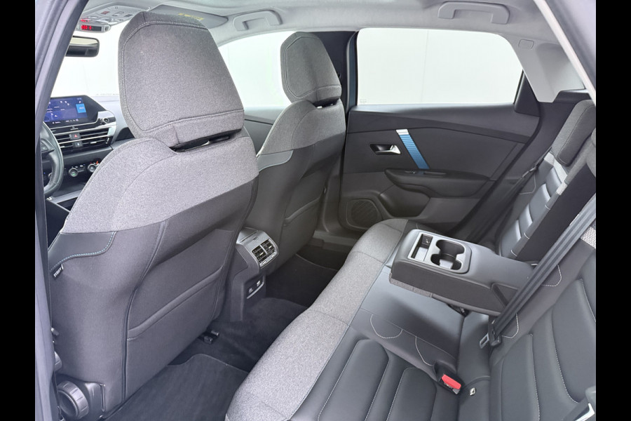 Citroën Ë-C4 50kWh SOH 100% Panorama-Schuifdak Stoel+Stuurverwarming Head-Up Display Adap.Cruise 360°Camera Apple Carplay Android Auto Navi E Keyless Lmv Led Isofix DAB Lane Assist Voorruitverwarming Regen-Lichtsensor Dodehoek detector Bluetooth Rijstrooksensor