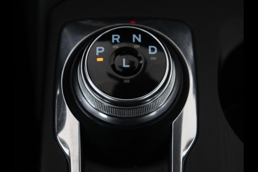 Ford Kuga 2.5 PHEV Titanium | SOH 91,5% | Trekhaak | Stoelverwarming | Adaptive cruise | Camera | Caplay | Navigatie | Dodehoek detectie | Keyless | Digital Cockpit | Achterbankverwarming | Plug In