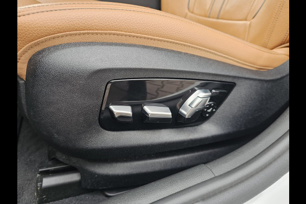 BMW 5 Serie Touring 520i High Executive Edition | Automaat | LED | Trekhaak | Parkeerhulp | Camera | Navi | Leder | Stoelverwarming |