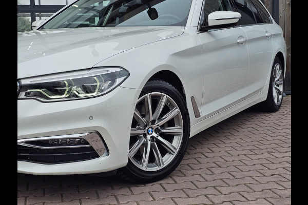 BMW 5 Serie Touring 520i High Executive Edition | Automaat | LED | Trekhaak | Parkeerhulp | Camera | Navi | Leder | Stoelverwarming |