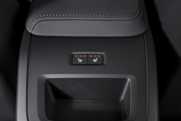 Volvo XC60 2.0 T8 Plug-in-hybrid AWD Polestar Engineered - Facelift MY26 | Bowers & Wilkins | Dig.Cockpit | Adapt.Cruise | Stoel+-Stuurverw. | PDC | 360 Camera | NAV + App.Connect + NAV | ECC | LM 22" | 0253