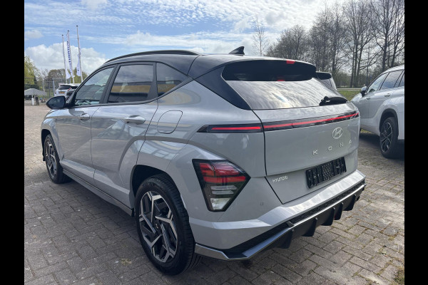 Hyundai Kona 1.6 T-GDI N Line 199pk versie! | Uniek in NL | Stoelverwarming | Adaptive Cruise Control | Elektrsich verstelbare stoelen | Dealer odnerhou