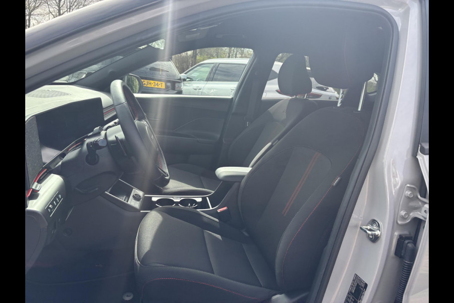 Hyundai Kona 1.6 T-GDI N Line 199pk versie! | Uniek in NL | Stoelverwarming | Adaptive Cruise Control | Elektrsich verstelbare stoelen | Dealer odnerhou