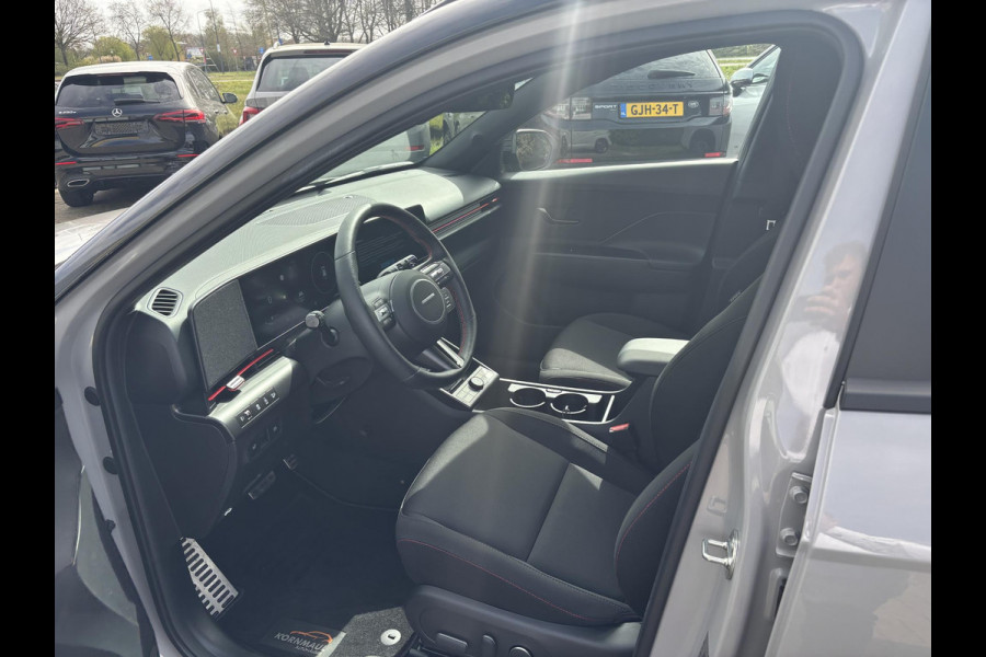 Hyundai Kona 1.6 T-GDI N Line 199pk versie! | Uniek in NL | Stoelverwarming | Adaptive Cruise Control | Elektrsich verstelbare stoelen | Dealer odnerhou