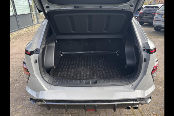 Hyundai Kona 1.6 T-GDI N Line 199pk versie! | Uniek in NL | Stoelverwarming | Adaptive Cruise Control | Elektrsich verstelbare stoelen | Dealer odnerhou