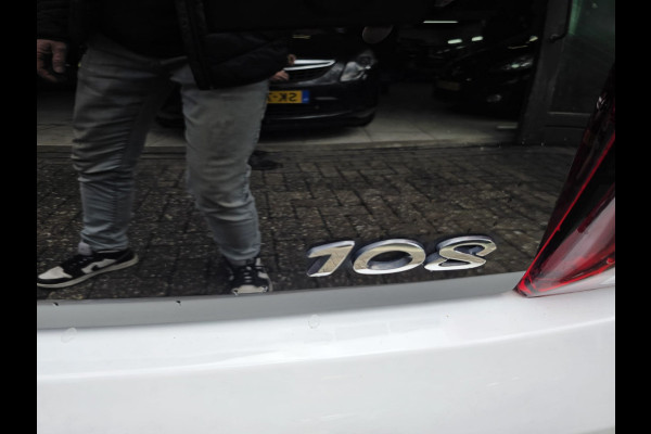 Peugeot 108 1.0 e-VTi Allure TOP! | 2E EIGENAAR | 12MND GARANTIE | CAMERA | LMV | KEYLESS |