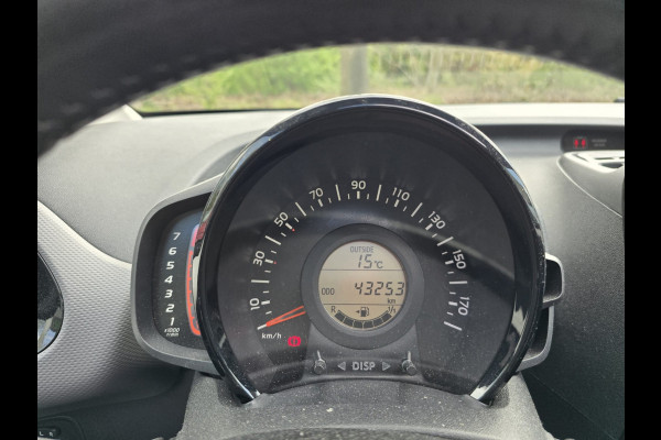 Peugeot 108 1.0 e-VTi Allure TOP! | 2E EIGENAAR | 12MND GARANTIE | CAMERA | LMV | KEYLESS |