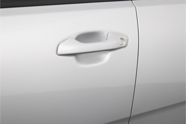 Kia Stonic 1.0 T-GDi DynamicLine - Navigatie - Airco - Cruise Control - Apple CarPlay/Android Auto - Camera - Fabrieksgarantie tot 03-2027