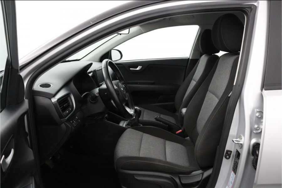 Kia Stonic 1.0 T-GDi DynamicLine - Navigatie - Airco - Cruise Control - Apple CarPlay/Android Auto - Camera - Fabrieksgarantie tot 03-2027