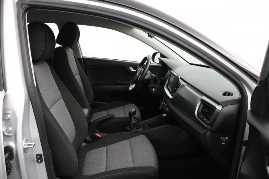 Kia Stonic 1.0 T-GDi DynamicLine - Navigatie - Airco - Cruise Control - Apple CarPlay/Android Auto - Camera - Fabrieksgarantie tot 03-2027