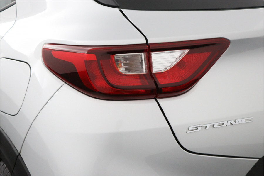 Kia Stonic 1.0 T-GDi DynamicLine - Navigatie - Airco - Cruise Control - Apple CarPlay/Android Auto - Camera - Fabrieksgarantie tot 03-2027