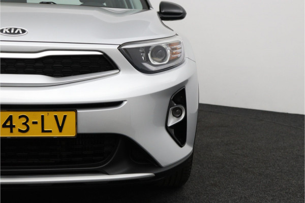 Kia Stonic 1.0 T-GDi DynamicLine - Navigatie - Airco - Cruise Control - Apple CarPlay/Android Auto - Camera - Fabrieksgarantie tot 03-2027