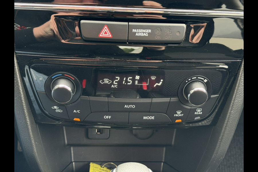 Suzuki Vitara 1.5 Hybrid Automaat Full led Adapt Cruise Clima Stoelverwarming Navigatie Carplay Dab+