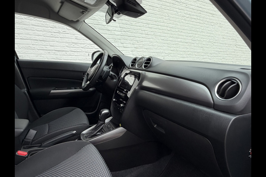 Suzuki Vitara 1.5 Hybrid Automaat Full led Adapt Cruise Clima Stoelverwarming Navigatie Carplay Dab+