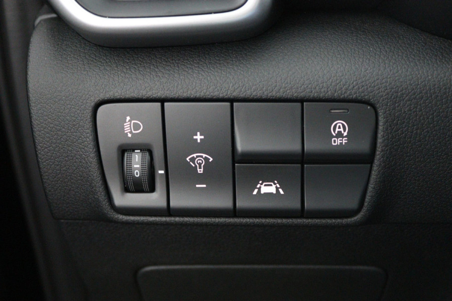Kia Sportage 1.6 T-GDI DynamicPlusLine Automaat - Schuif-/kanteldak - Trekhaak - Keyless - Stoelverwarming - Apple CarPlay/Android Auto - Fabrieksgarantie tot 10-2026