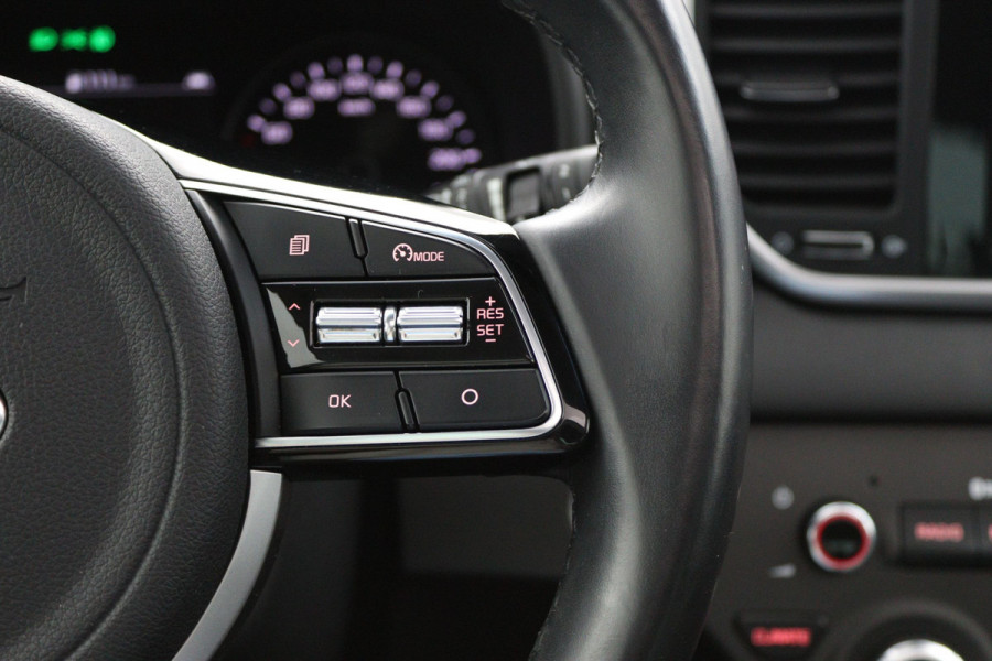 Kia Sportage 1.6 T-GDI DynamicPlusLine Automaat - Schuif-/kanteldak - Trekhaak - Keyless - Stoelverwarming - Apple CarPlay/Android Auto - Fabrieksgarantie tot 10-2026
