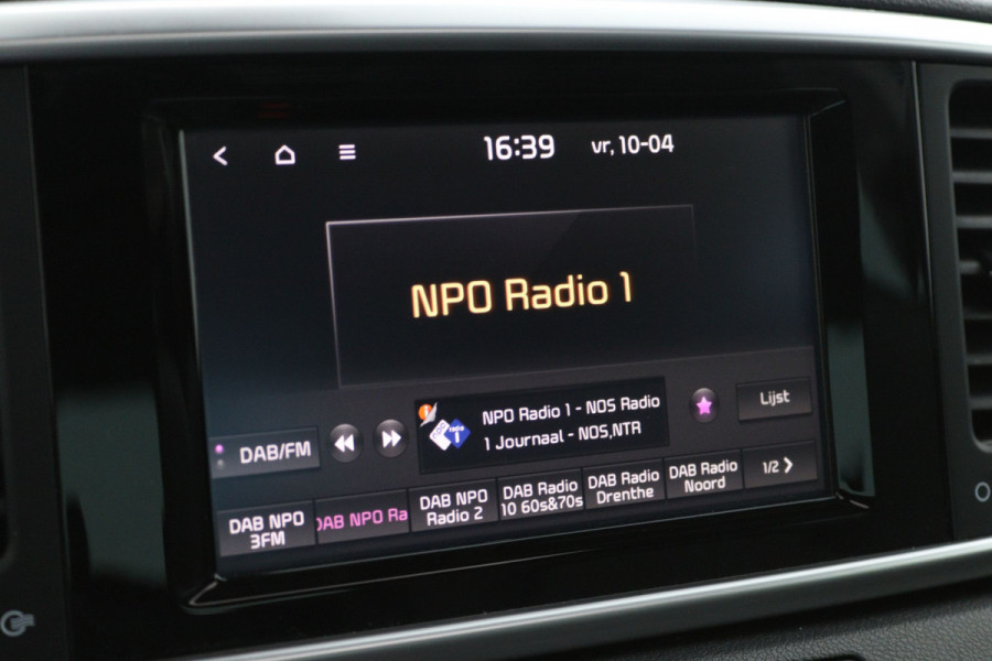 Kia Sportage 1.6 T-GDI DynamicPlusLine Automaat - Schuif-/kanteldak - Trekhaak - Keyless - Stoelverwarming - Apple CarPlay/Android Auto - Fabrieksgarantie tot 10-2026