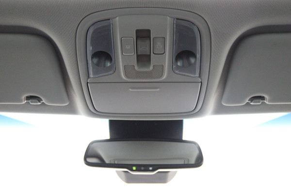 Kia Sportage 1.6 T-GDI DynamicPlusLine Automaat - Schuif-/kanteldak - Trekhaak - Keyless - Stoelverwarming - Apple CarPlay/Android Auto - Fabrieksgarantie tot 10-2026