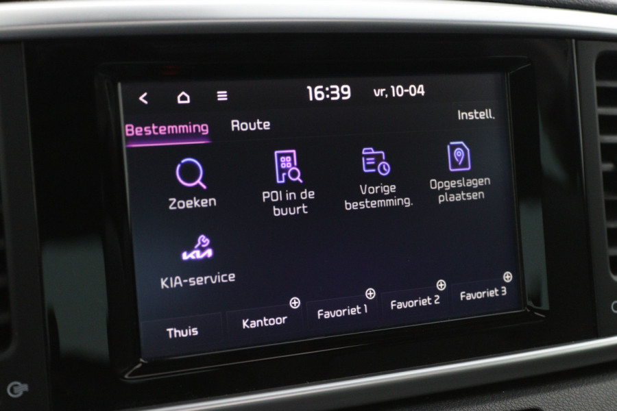 Kia Sportage 1.6 T-GDI DynamicPlusLine Automaat - Schuif-/kanteldak - Trekhaak - Keyless - Stoelverwarming - Apple CarPlay/Android Auto - Fabrieksgarantie tot 10-2026