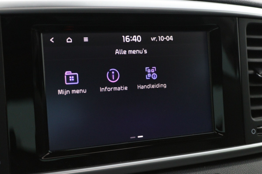 Kia Sportage 1.6 T-GDI DynamicPlusLine Automaat - Schuif-/kanteldak - Trekhaak - Keyless - Stoelverwarming - Apple CarPlay/Android Auto - Fabrieksgarantie tot 10-2026