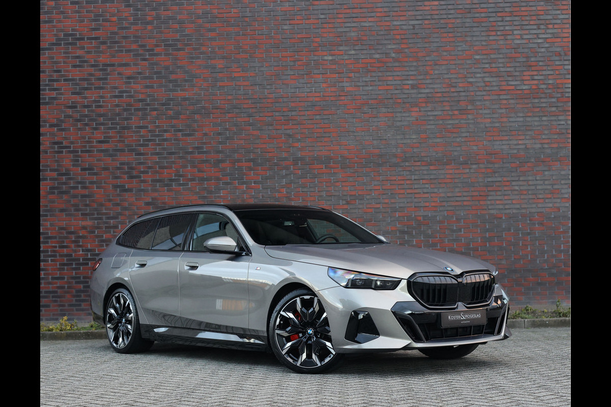 BMW 5 Serie Touring 550e xDrive | Oxid Grey - M Sport Pro