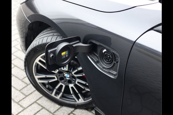 BMW 5 Serie Touring 550e xDrive | Trekhaak - M Sport Pro - Alcantara