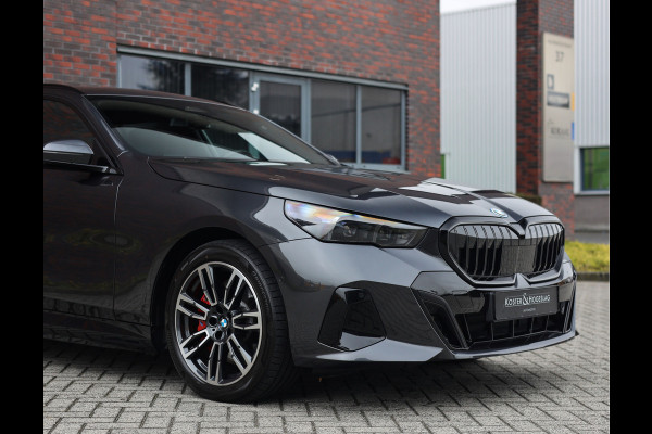 BMW 5 Serie Touring 550e xDrive | Trekhaak - M Sport Pro - Alcantara
