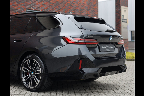 BMW 5 Serie Touring 550e xDrive | Trekhaak - M Sport Pro - Alcantara