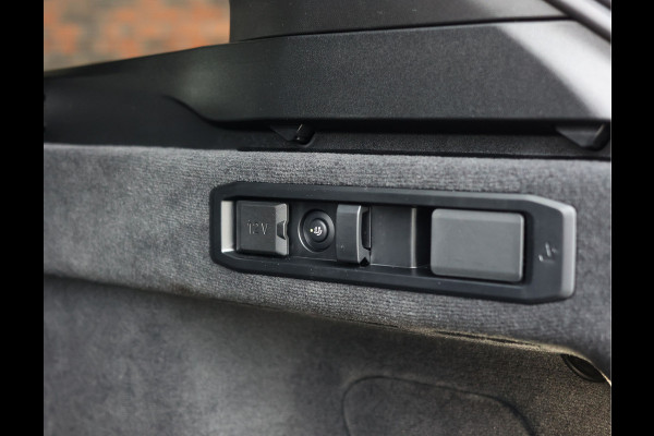 BMW 5 Serie Touring 550e xDrive | Trekhaak - M Sport Pro - Alcantara