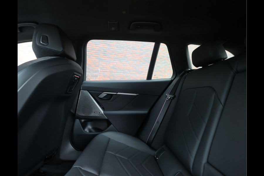 BMW 5 Serie Touring 550e xDrive | Trekhaak - M Sport Pro - Alcantara