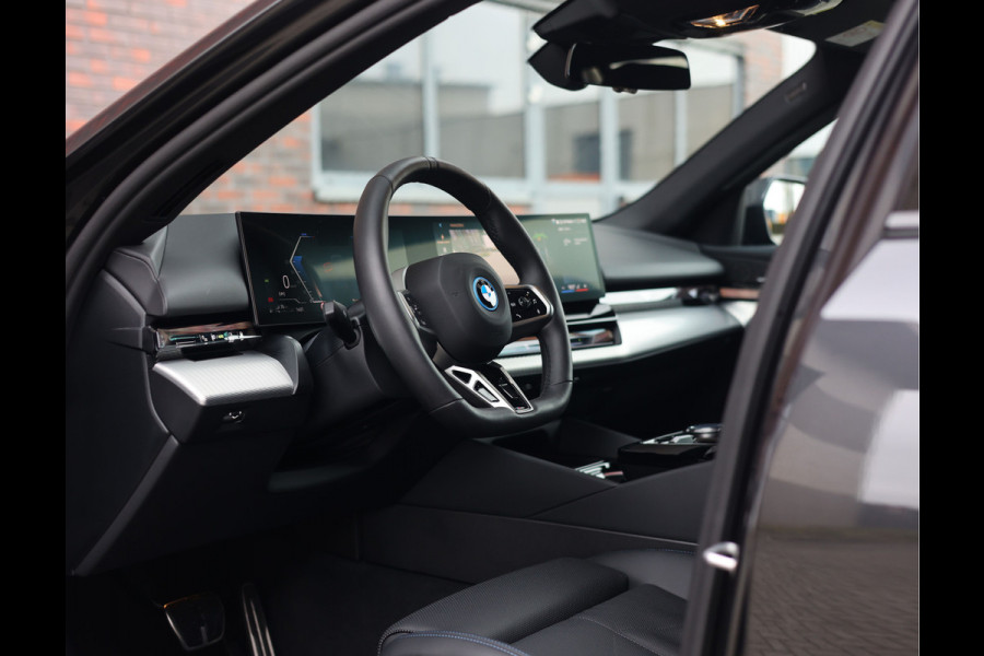 BMW 5 Serie Touring 550e xDrive | Trekhaak - M Sport Pro - Alcantara