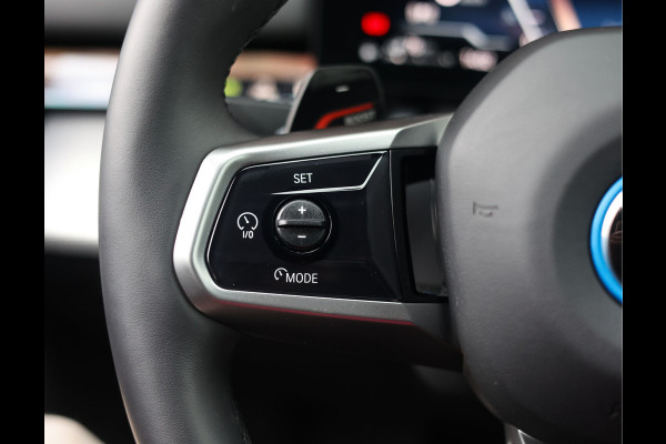 BMW 5 Serie Touring 550e xDrive | Trekhaak - M Sport Pro - Alcantara