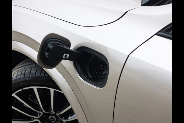 Volvo XC90 T8 AWD Ultra Dark | Heico - Luchtvering - Trekhaak - Bowers&Wilkins