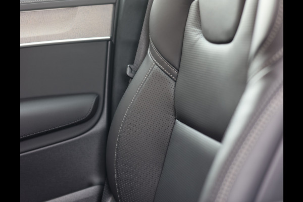 Volvo XC90 T8 AWD Ultra Dark | Heico - Luchtvering - Trekhaak - Bowers&Wilkins