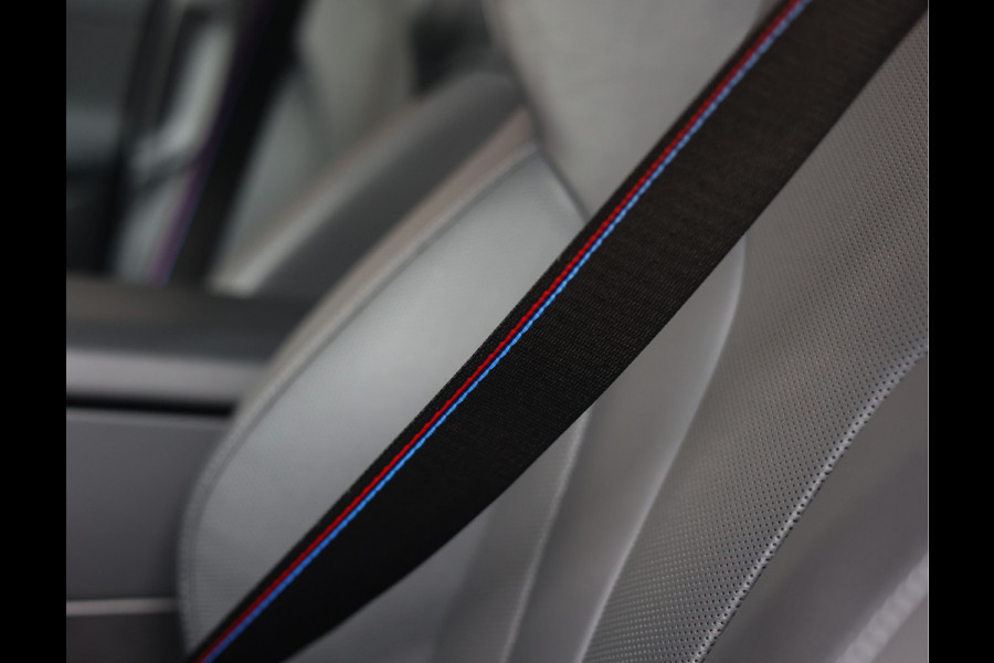 BMW 5 Serie Touring 550e xDrive | M Performance - Pano - Trekhaak