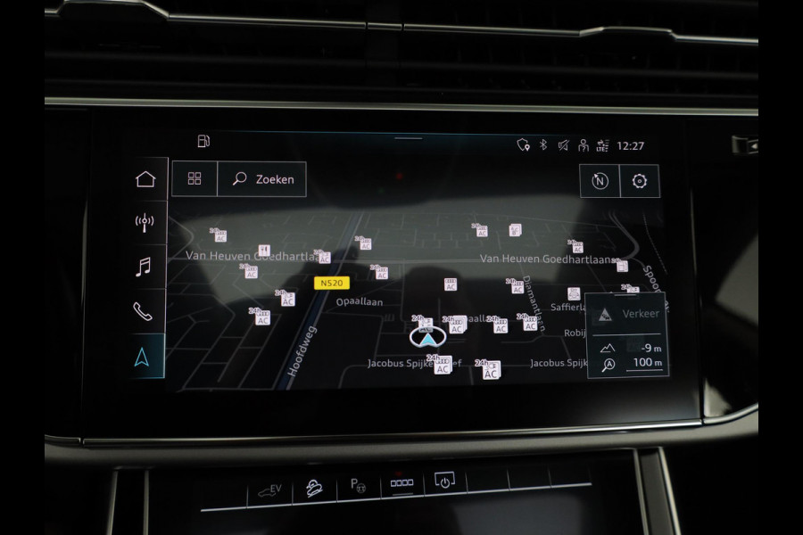 Audi Q8 55 TFSIe quattro Pro Line Plus 380pk | Unieke Auto | Panoramadak | Zeer weinig km's  | 21 inch lichtmetalen velgen | 360 graden camera |