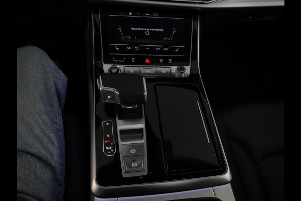 Audi Q8 55 TFSIe quattro Pro Line Plus 380pk | Unieke Auto | Panoramadak | Zeer weinig km's  | 21 inch lichtmetalen velgen | 360 graden camera |