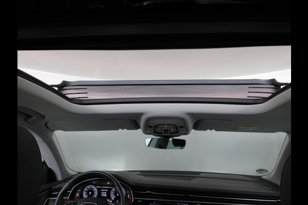 Audi Q8 55 TFSIe quattro Pro Line Plus 380pk | Unieke Auto | Panoramadak | Zeer weinig km's  | 21 inch lichtmetalen velgen | 360 graden camera |