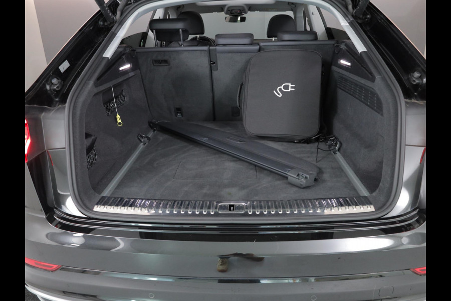 Audi Q8 55 TFSIe quattro Pro Line Plus 380pk | Unieke Auto | Panoramadak | Zeer weinig km's  | 21 inch lichtmetalen velgen | 360 graden camera |
