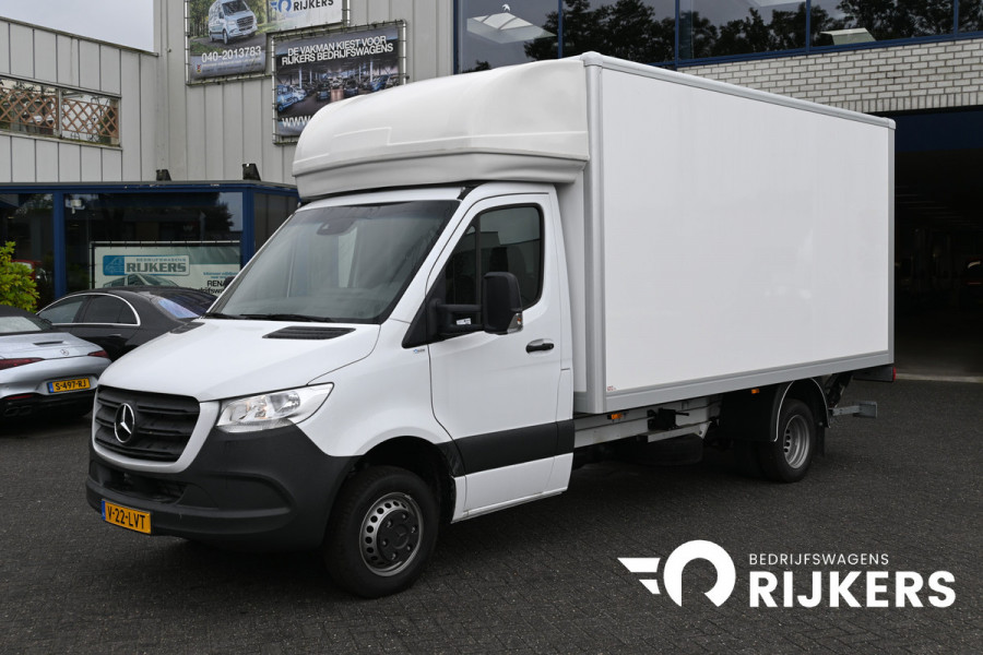 Mercedes-Benz Sprinter 515 CDI L3 Bakwagen met laadklep MBUX, Laadbak met Dhollandia klep en zijdeur