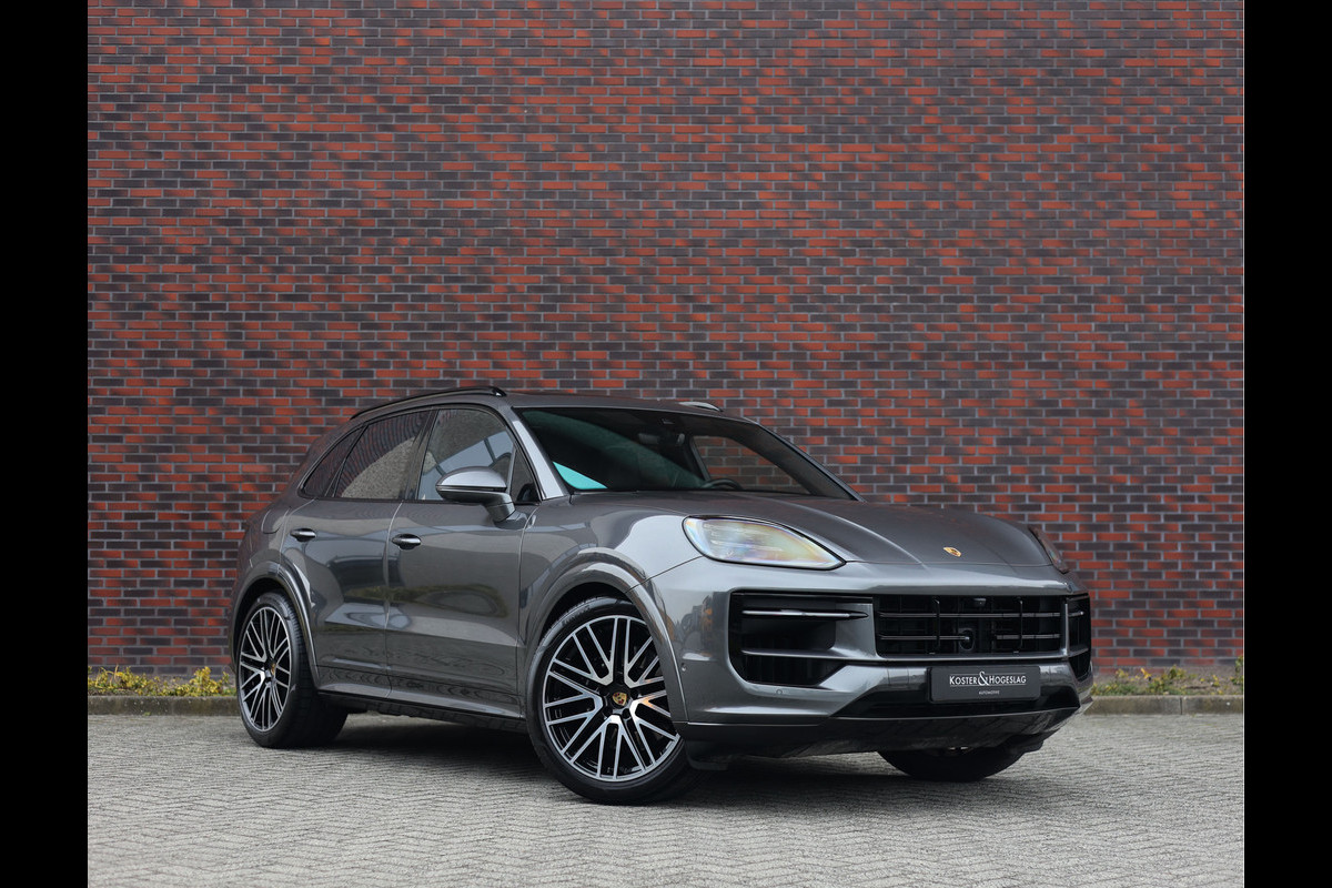 Porsche Cayenne 3.0 E-Hybrid | Pano - Trekhaak - Pas. Display