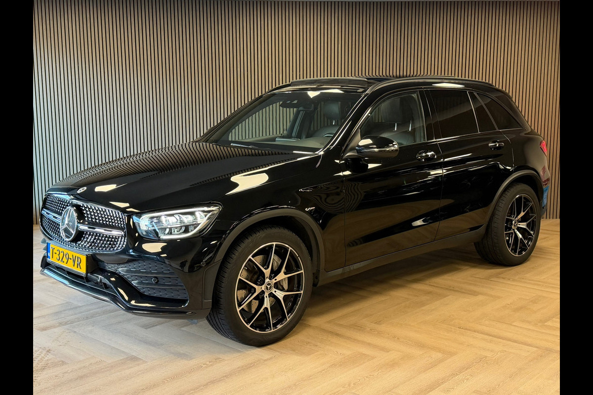 Mercedes-Benz GLC 200 4MATIC Premium Plus AUT PANORAMADAK TREKHAAK NAVIGATIE CAMERA SFEERVERLICHTING STOELVERWARMING CRUISE