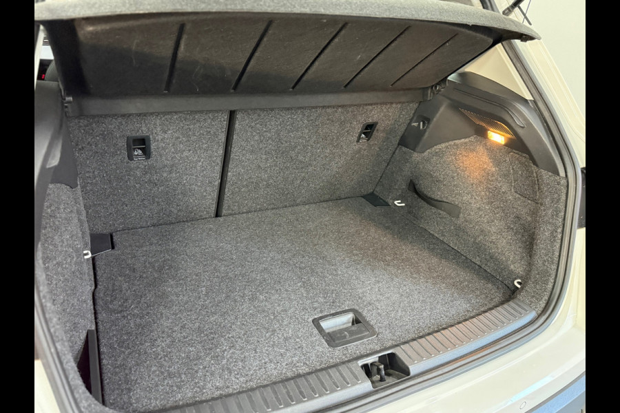 Seat Arona 1.0 TSI Style | Full link | Cruise | Mistlampen adaptief | Lichtmetalen velgen