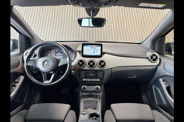 Mercedes-Benz B-Klasse B180 Ambition AUT NAVIGATIE AIRCO CRUISE CONTROL LED XENON PDC TREKHAAK