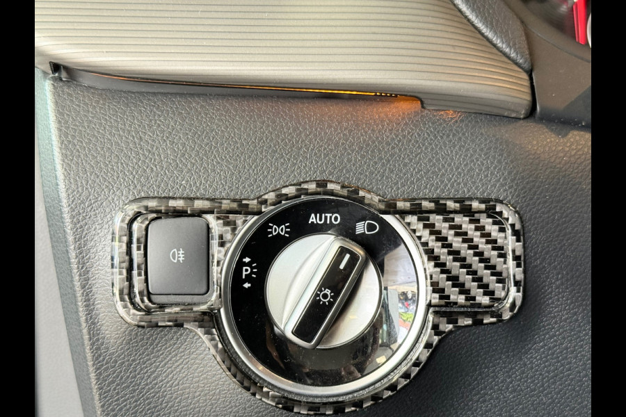 Mercedes-Benz B-Klasse B180 Ambition AUT NAVIGATIE AIRCO CRUISE CONTROL LED XENON PDC TREKHAAK