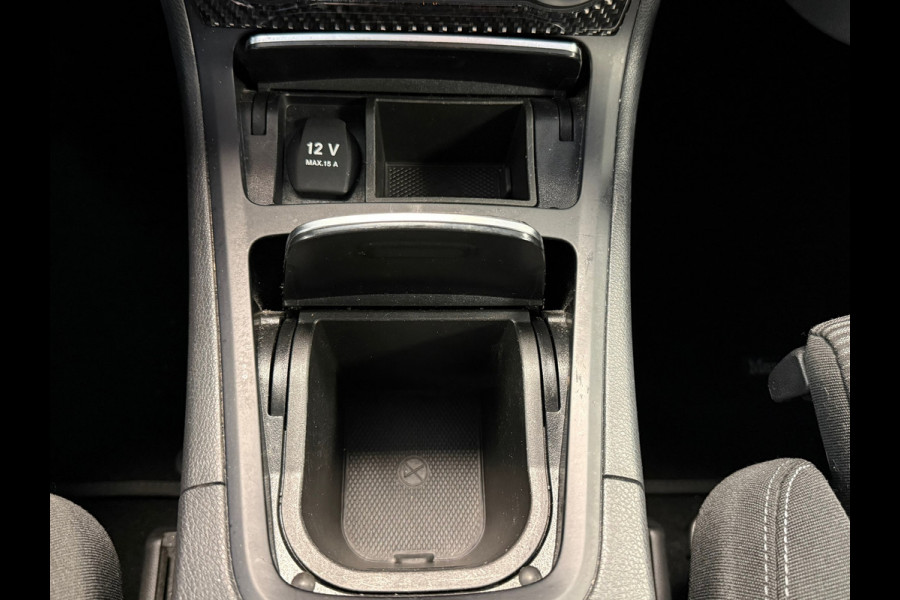 Mercedes-Benz B-Klasse B180 Ambition AUT NAVIGATIE AIRCO CRUISE CONTROL LED XENON PDC TREKHAAK