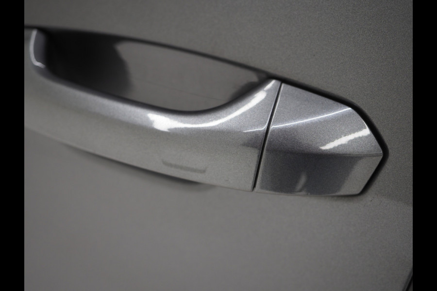 Audi A6 Avant 55 TFSI e quattro Competition Full Black | Panoramadak | B&O Audio | Camera | Keyless | Adaptive Cruise | Sfeerlicht | Carplay