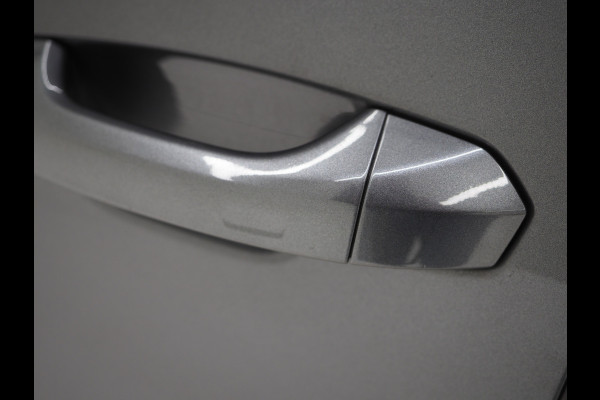 Audi A6 Avant 55 TFSI e quattro Competition Full Black | Panoramadak | B&O Audio | Camera | Keyless | Adaptive Cruise | Sfeerlicht | Carplay