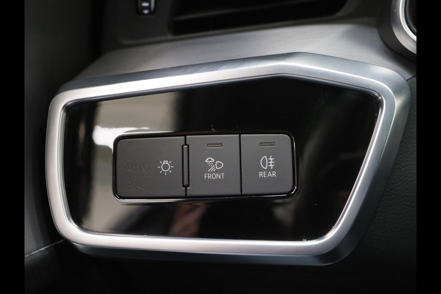 Audi A6 Avant 55 TFSI e quattro Competition Full Black | Panoramadak | B&O Audio | Camera | Keyless | Adaptive Cruise | Sfeerlicht | Carplay